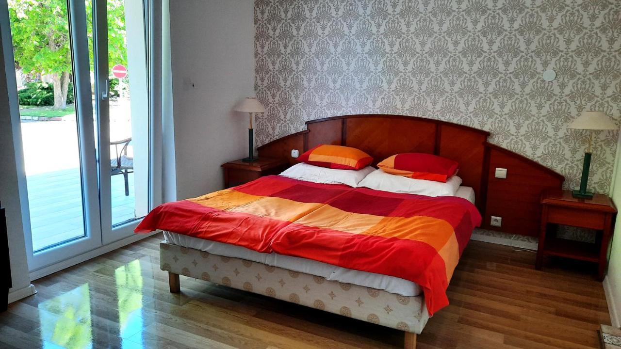 Central Room บาลาตอนซาร์โซ ภายนอก รูปภาพ